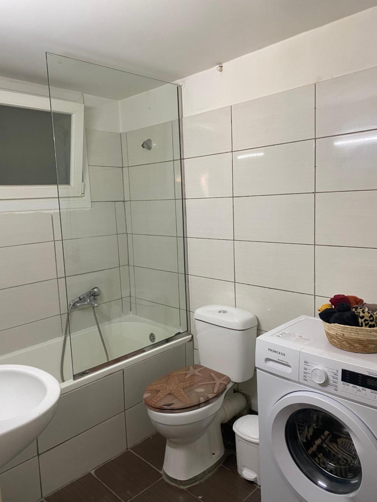Apostolis Apartment Atene Esterno foto
